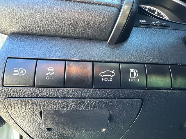 Used 2024 Toyota Camry SE FWD image 25