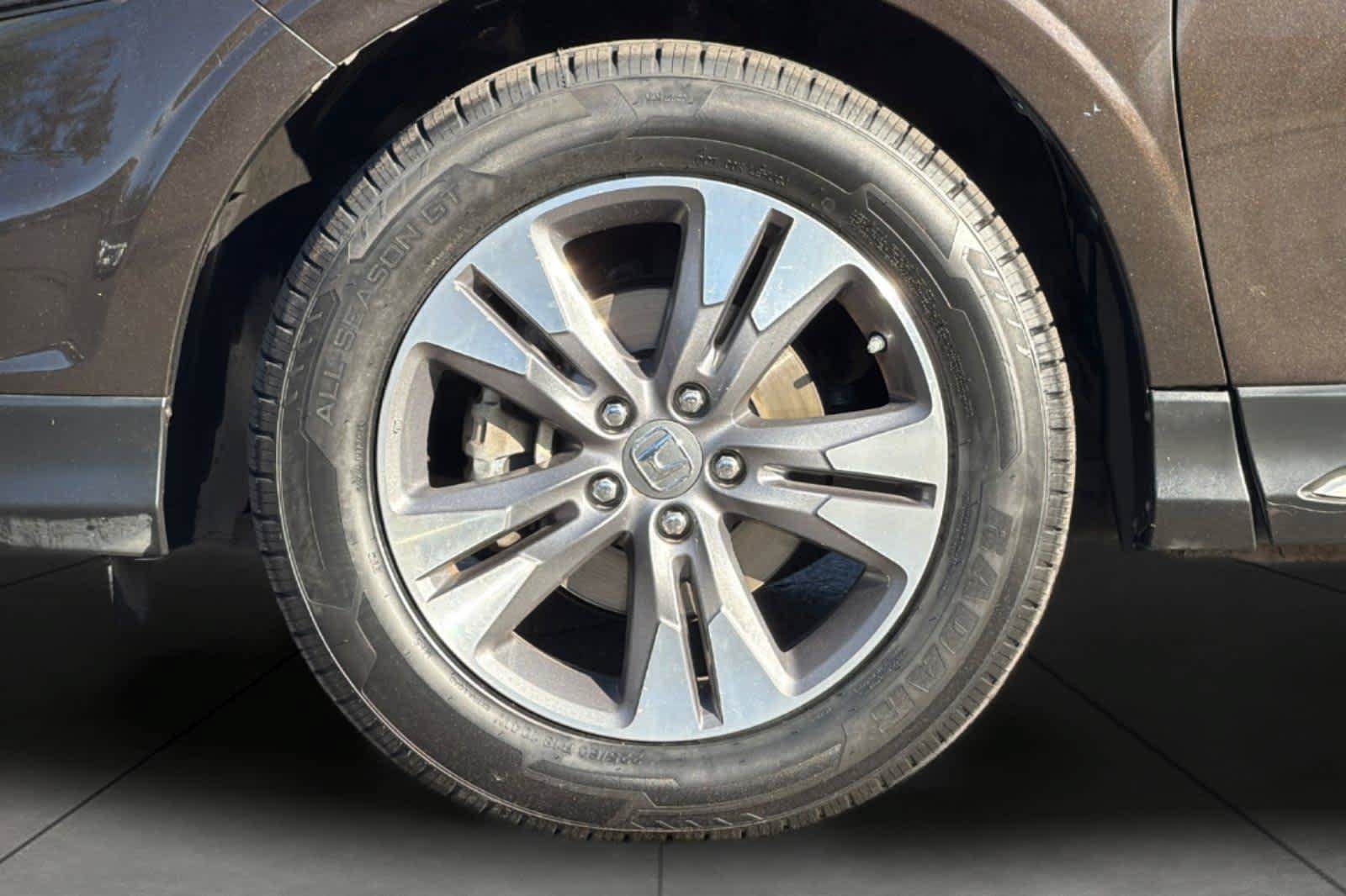 Used 2013 Honda Crosstour EX-L image 11