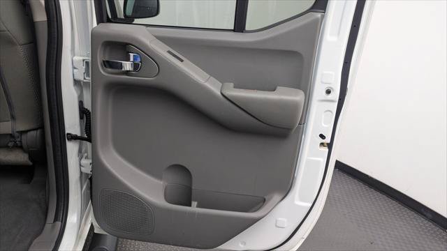 Used 2021 Nissan Frontier SV w/ Midnight Edition Floor Mats AWD/4WD image 21
