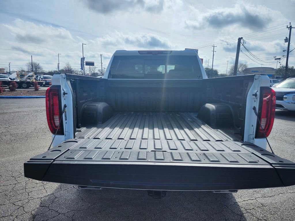 Used 2025 GMC Sierra 1500 AT4 w/ AT4 Premium Package image 4