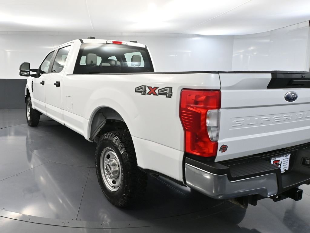 Used 2022 Ford F250 XL w/ Power Equipment Group image 9