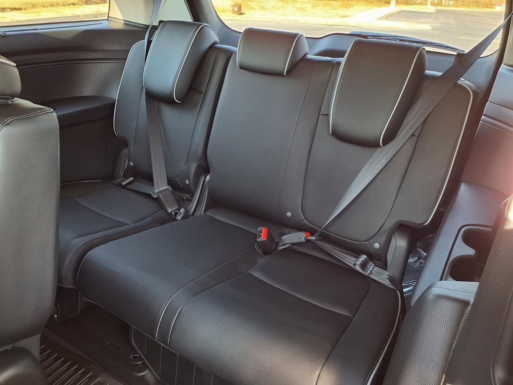 New 2026 Honda Odyssey Touring image 10