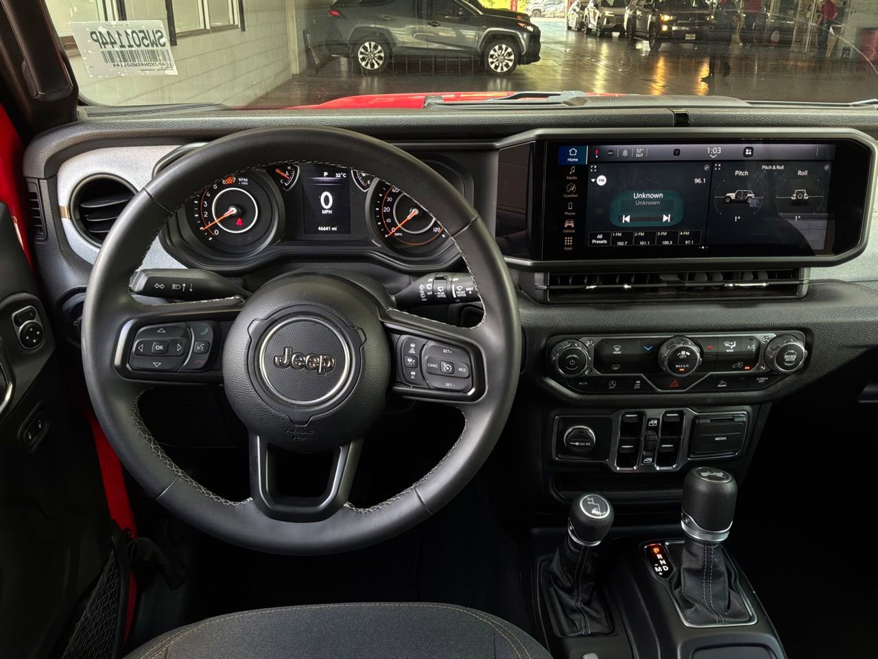 Used 2025 Jeep Wrangler Unlimited Sport AWD/4WD image 13