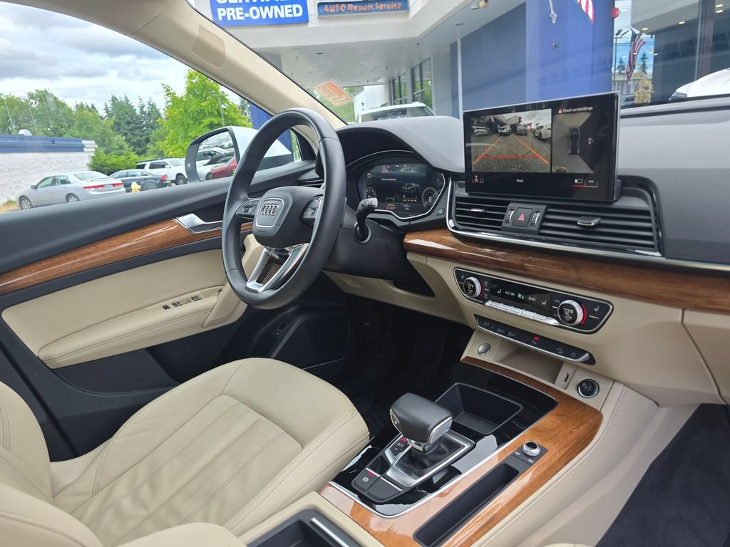 Used 2022 Audi Q5 2.0T Premium Plus w/ Premium Plus Package AWD/4WD image 10