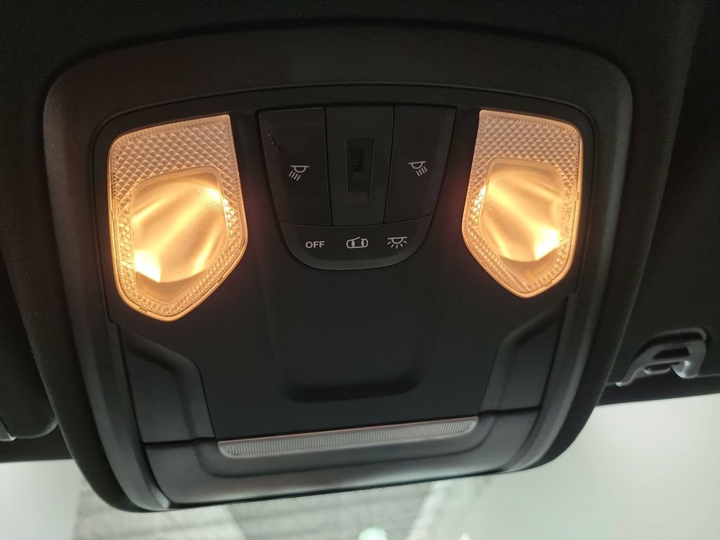 Used 2022 RAM 1500 Big Horn AWD/4WD image 45