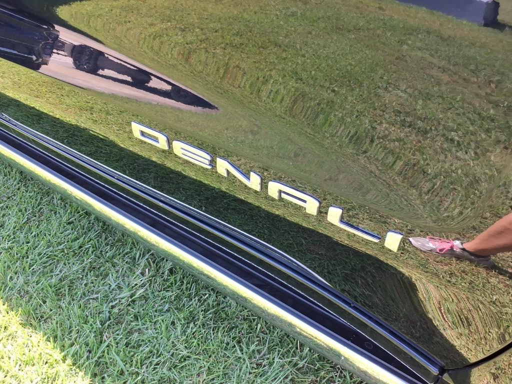 Used 2024 GMC Sierra 1500 Denali AWD/4WD image 11