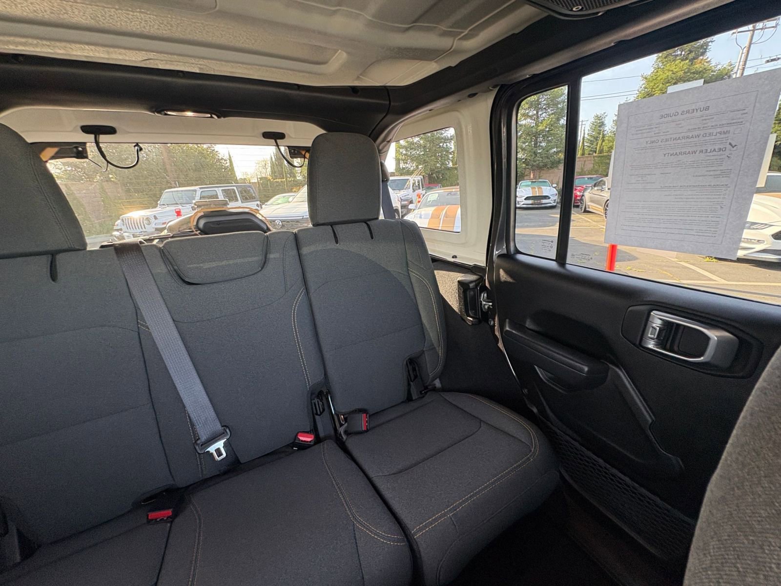 Used 2025 Jeep Wrangler Sport S AWD/4WD image 36