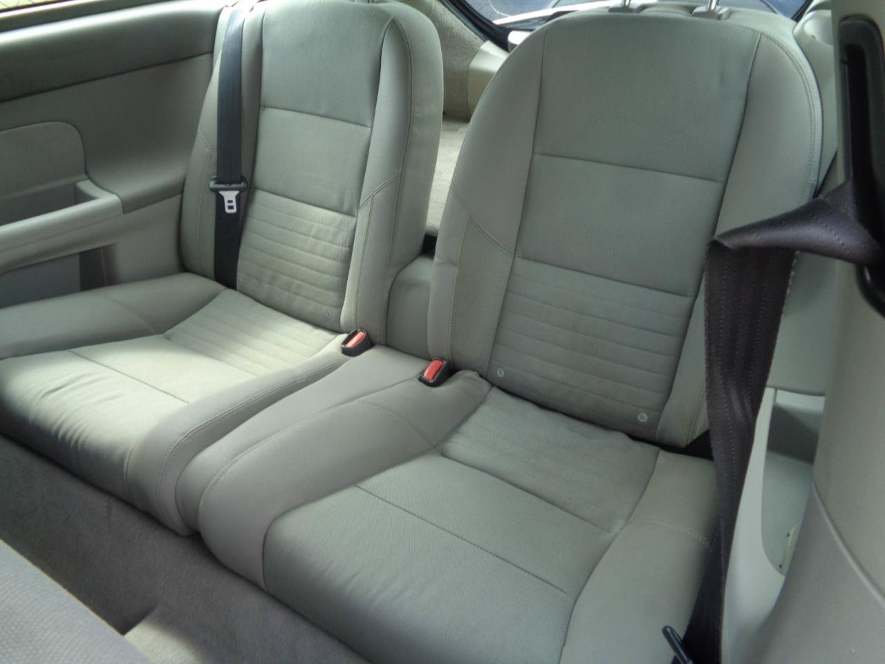 Used 2009 Volvo C30 FWD image 23
