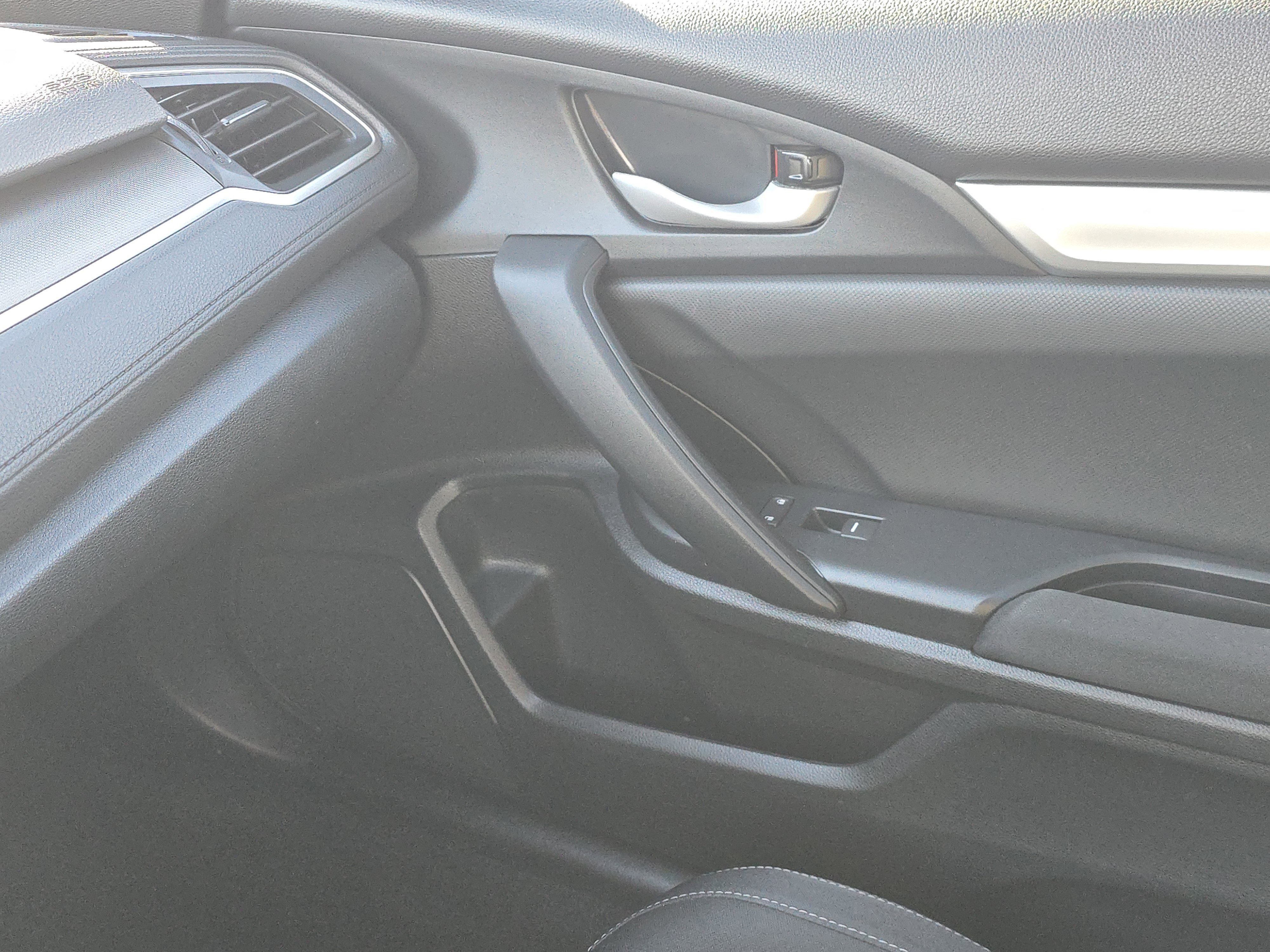 Used 2020 Honda Civic LX image 25