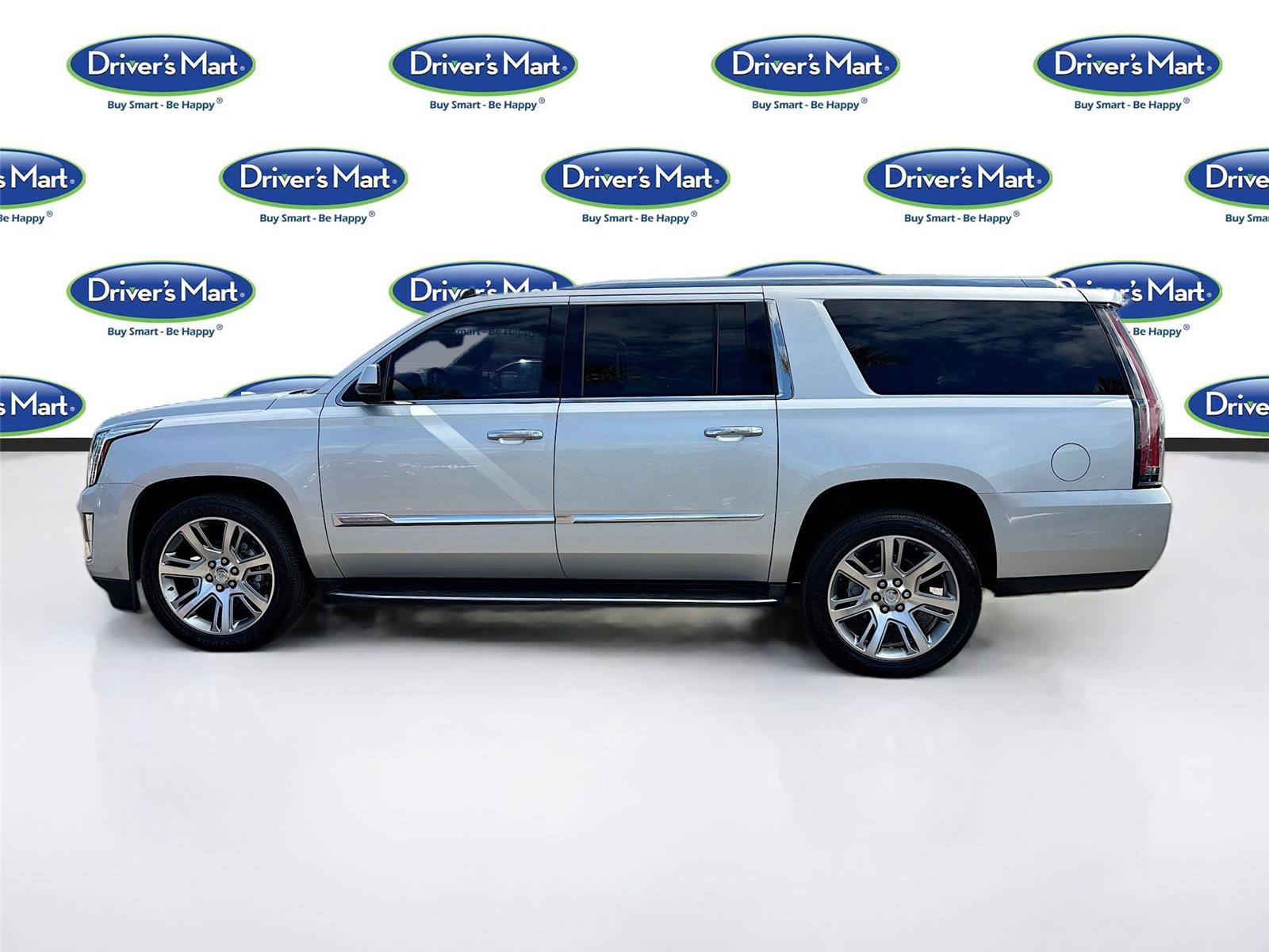 Used 2015 Cadillac Escalade ESV Luxury RWD image 4