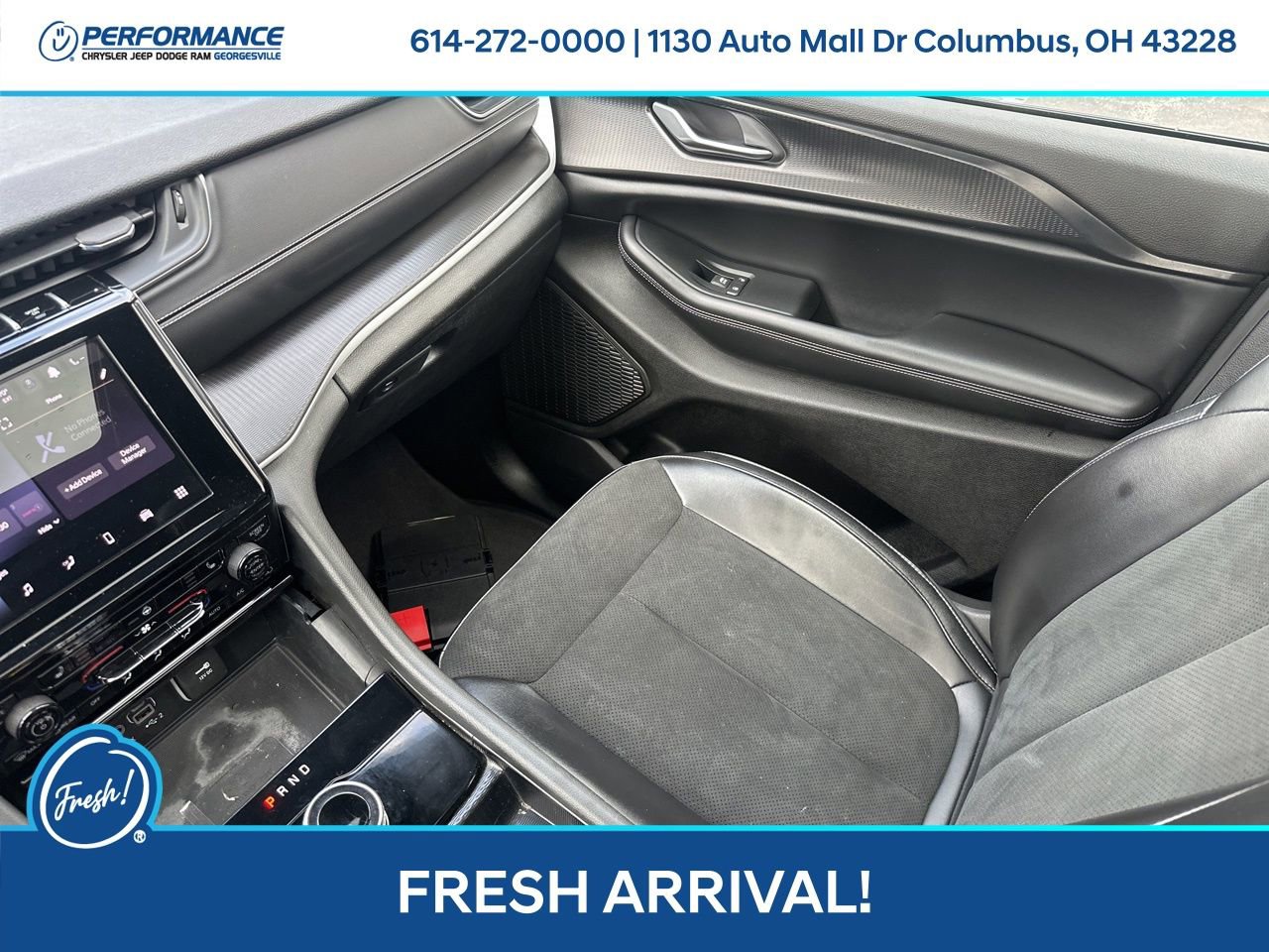 Used 2024 Jeep Grand Cherokee Altitude image 25