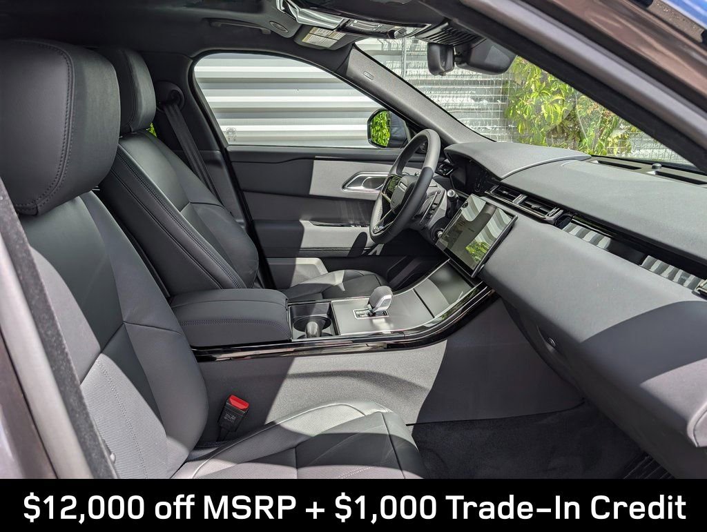 New 2025 Land Rover Range Rover Velar Dynamic SE image 12