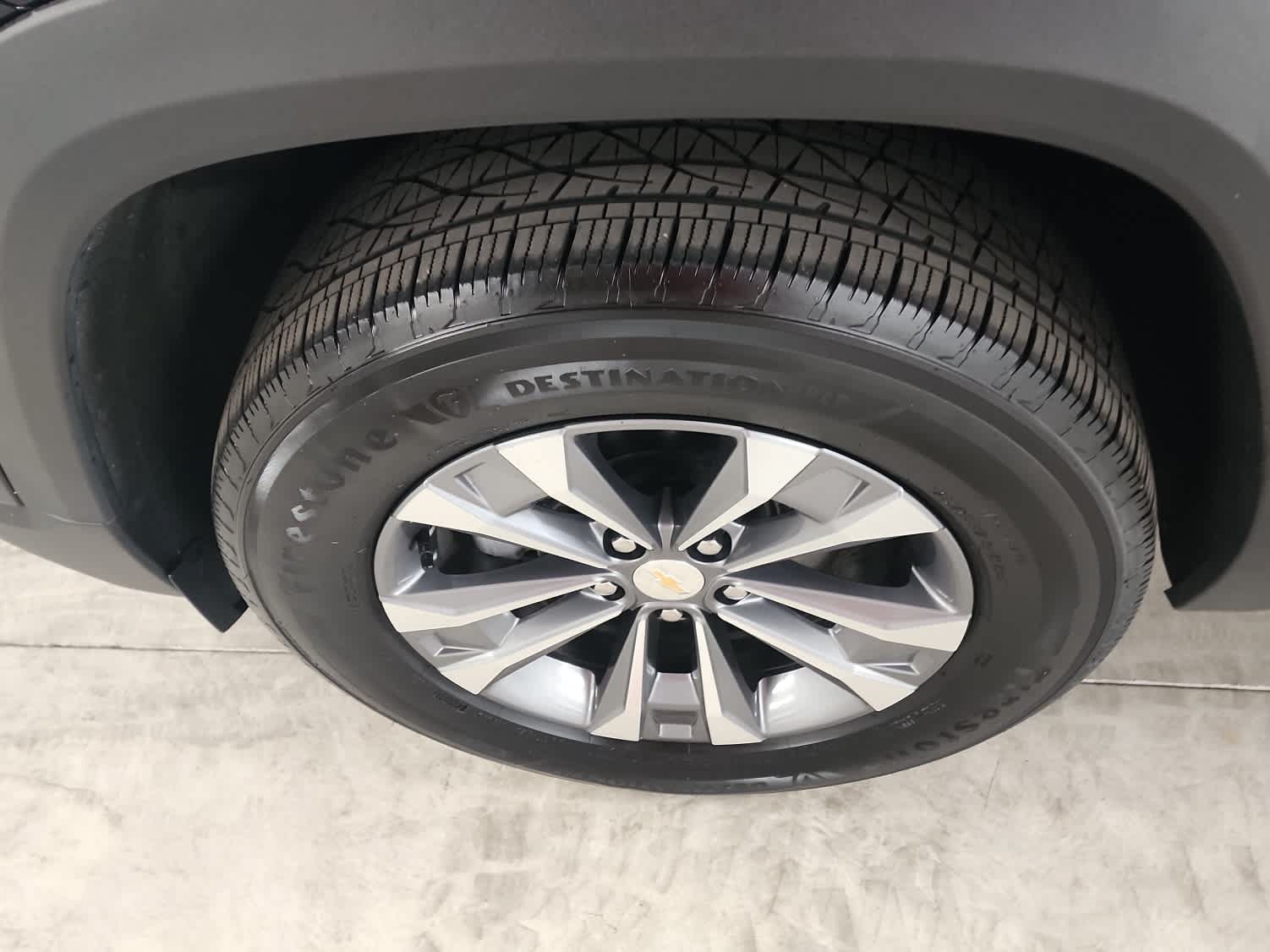 Used 2025 Chevrolet Equinox LT FWD image 10