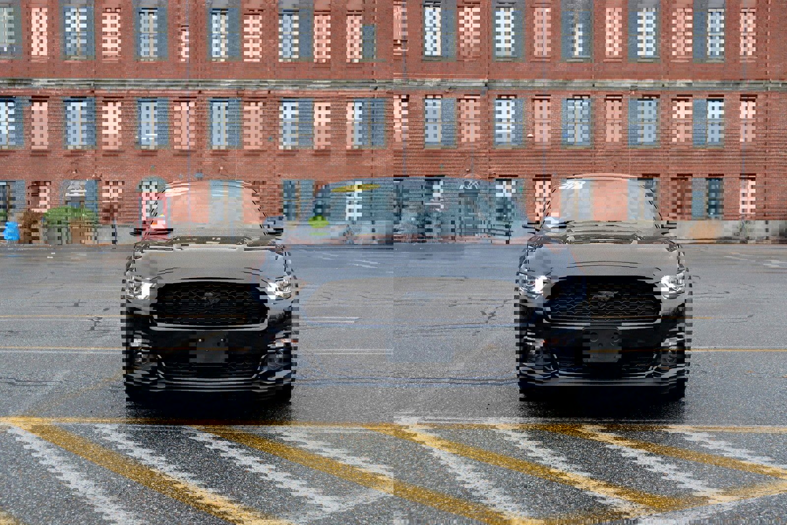 Used 2015 Ford Mustang Premium image 35