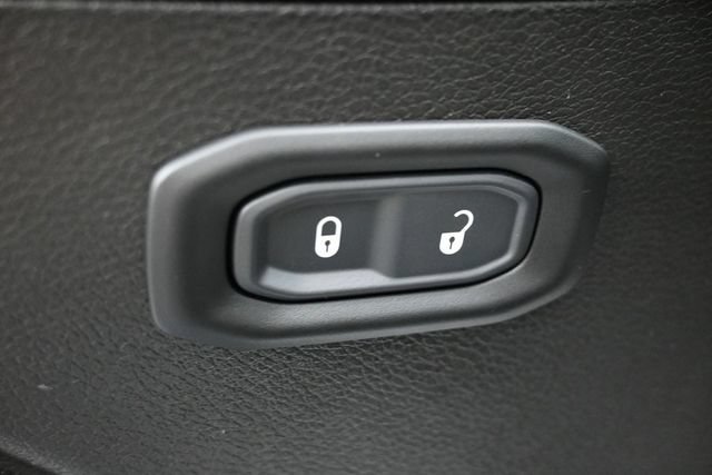 Used 2024 Jeep Wrangler Unlimited Sport AWD/4WD image 14