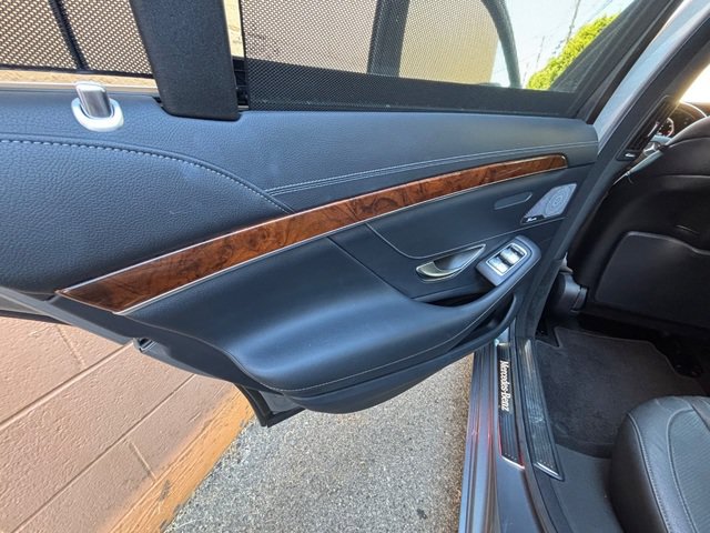 Used 2014 Mercedes-Benz S 550 Sedan image 36