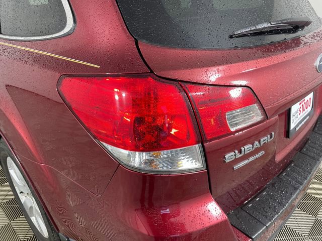 Used 2011 Subaru Outback 2.5i Premium image 20