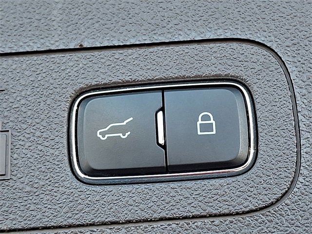 Used 2022 Lincoln Aviator Reserve w/ Elements Package Plus image 30