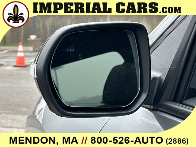 New 2026 Chevrolet Traverse RS w/ LPO, Floor Liner Package AWD/4WD image 7