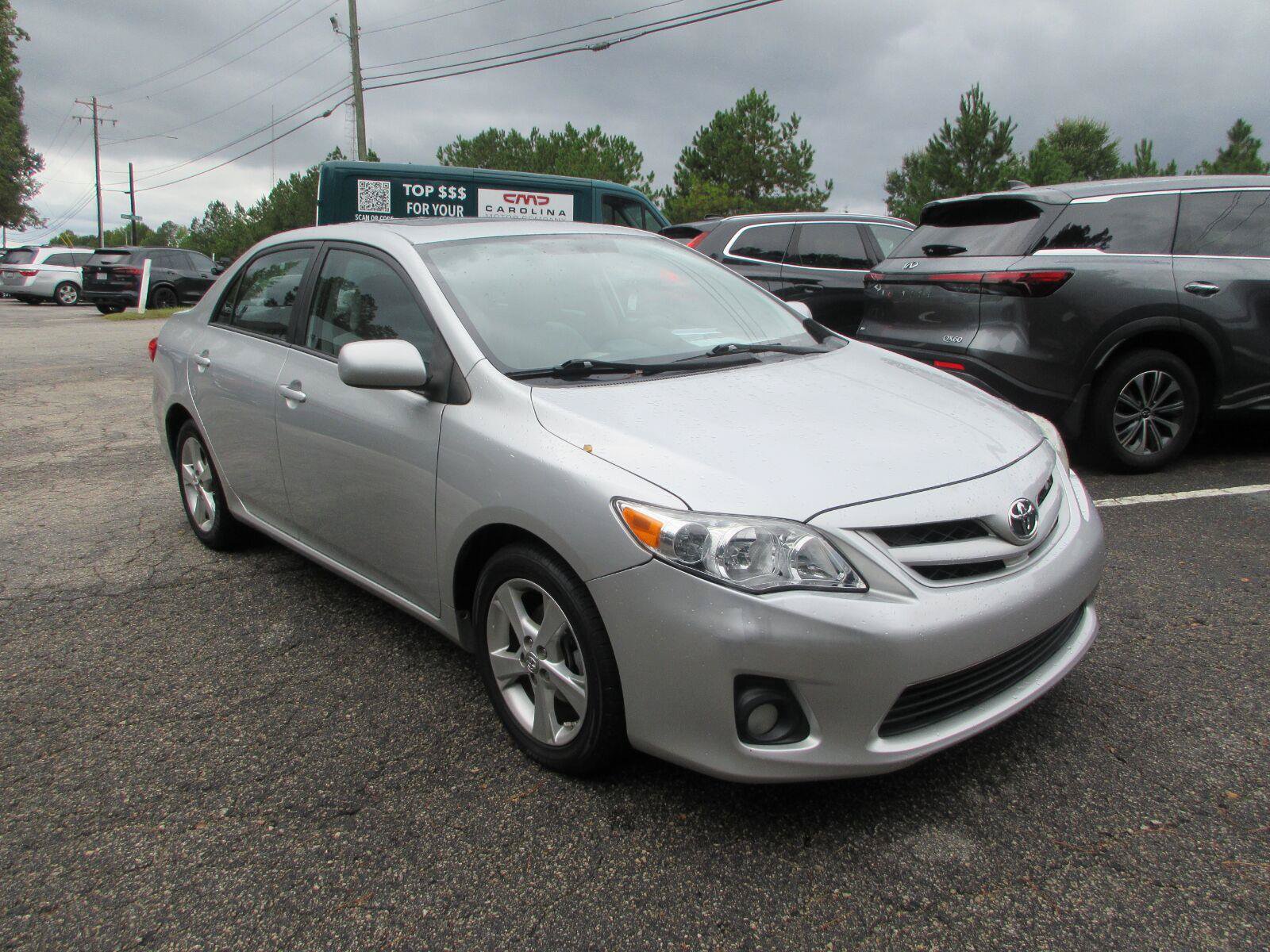 Used 2012 Toyota Corolla LE w/ Premium Pkg FWD image 3