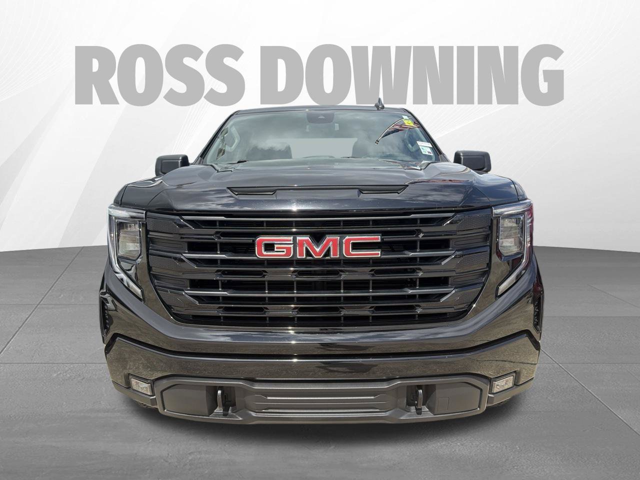 Used 2024 GMC Sierra 1500 Elevation AWD/4WD image 2