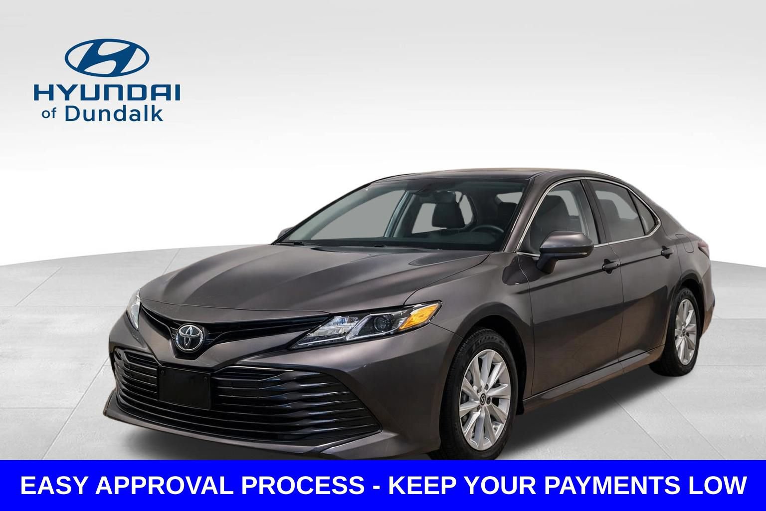 Used 2022 Toyota Camry LE w/ Carpet Mat Package (TMS) FWD image 1