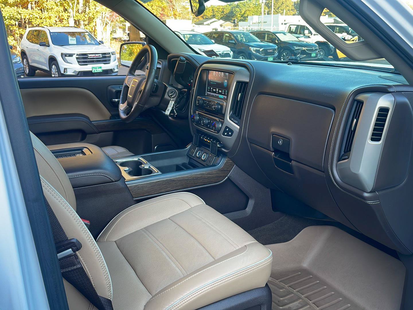 Used 2017 GMC Sierra 1500 Denali w/ Denali Ultimate Package AWD/4WD image 49
