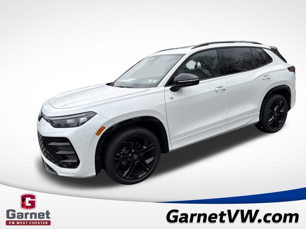 New 2026 Volkswagen Tiguan SE R-Line image 1