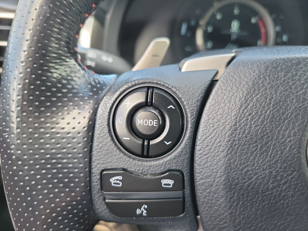 Used 2016 Lexus IS 200t RWD image 6