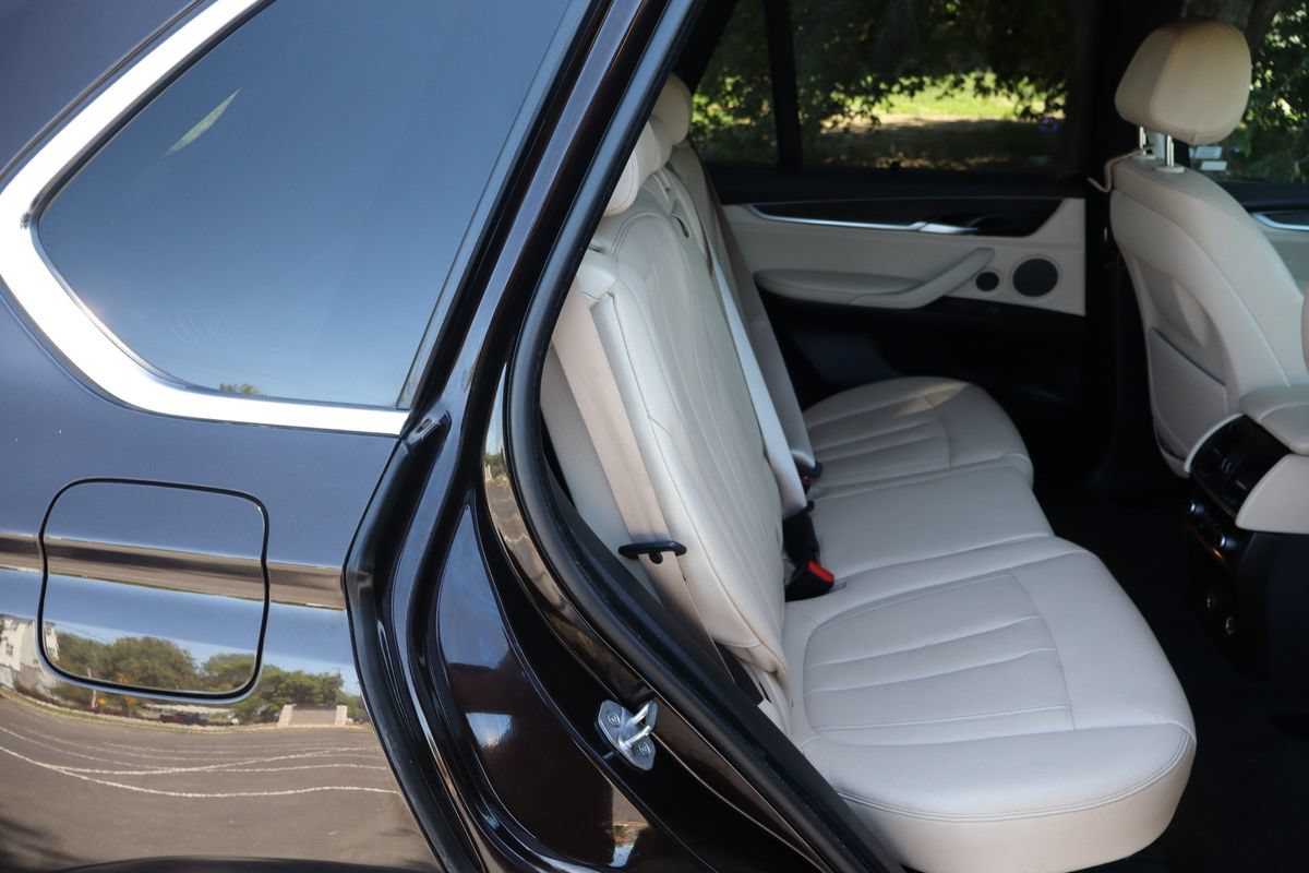 Used 2018 BMW X5 xDrive35i w/ Executive Package AWD/4WD image 22