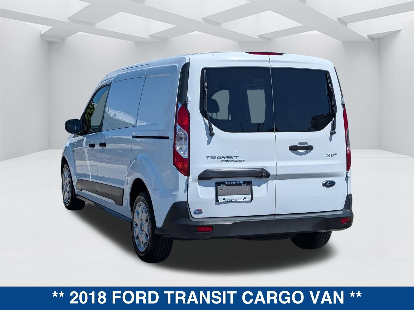 Used 2018 Ford Transit Connect XLT image 6