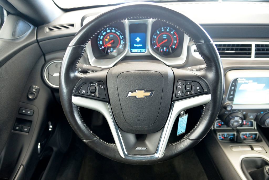 Used 2014 Chevrolet Camaro SS w/ RS Package image 18