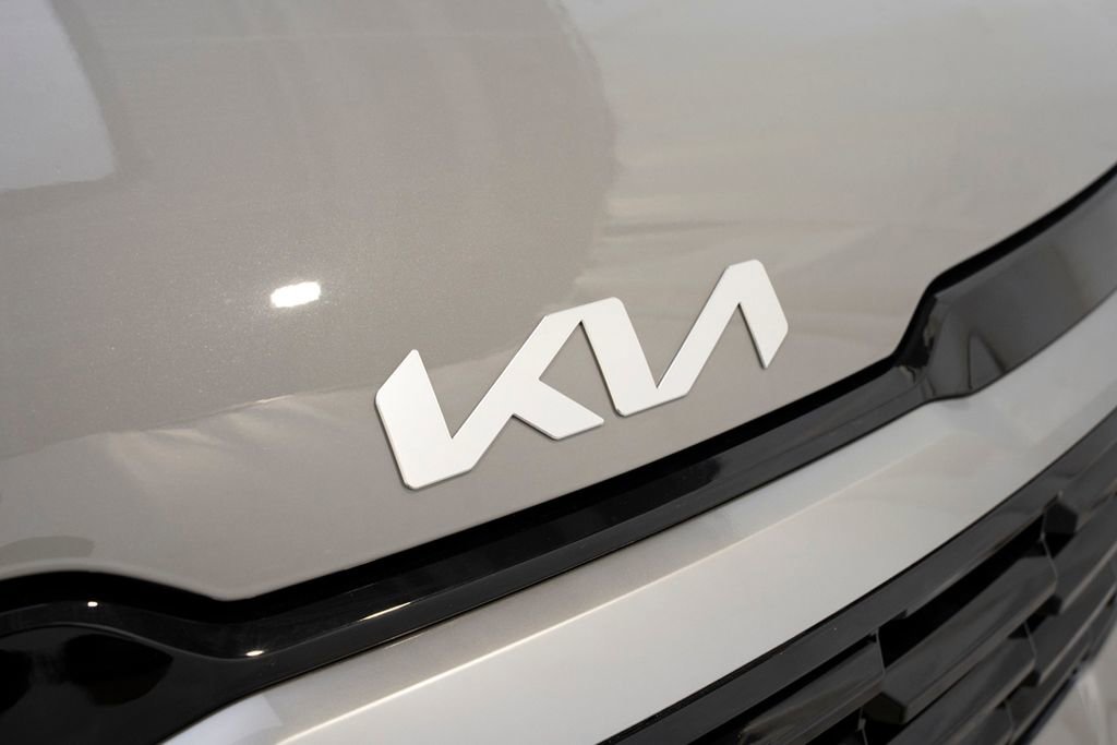 New 2026 Kia Sportage EX FWD image 3
