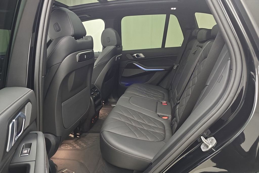 Certified 2025 BMW X5 xDrive40i w/ M Sport Package image 24