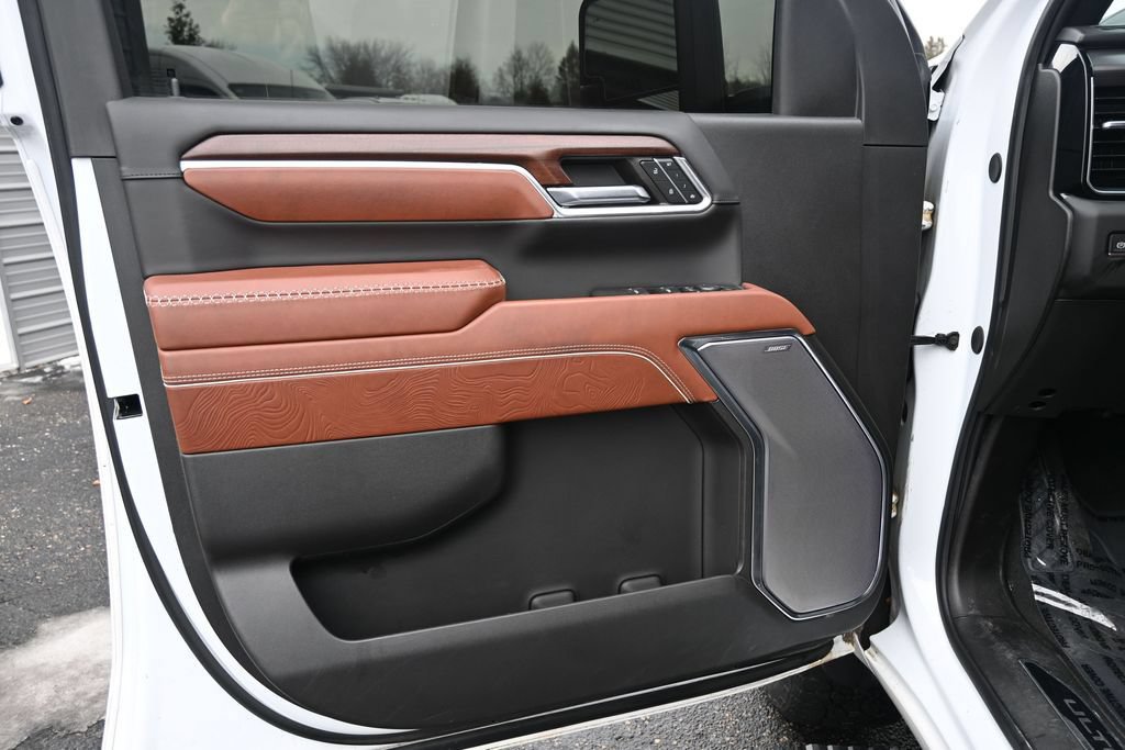 Used 2024 GMC Sierra 3500 Denali Ultimate AWD/4WD image 22