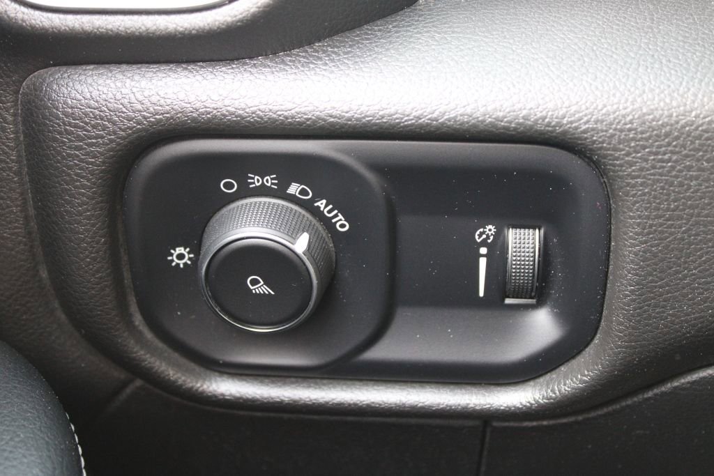 Used 2022 RAM 2500 Big Horn image 27