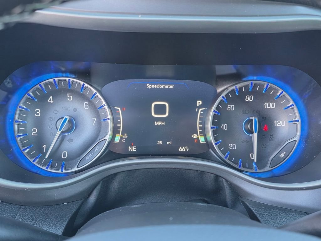 New 2026 Chrysler Pacifica Select FWD image 22