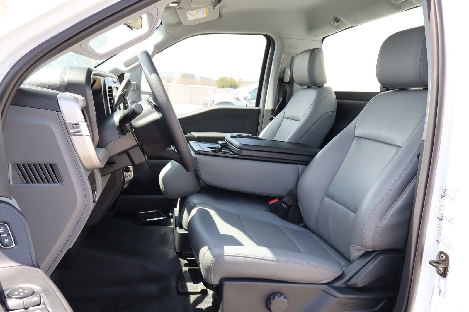 New 2026 Ford F550 4x4 Regular Cab Super Duty image 22