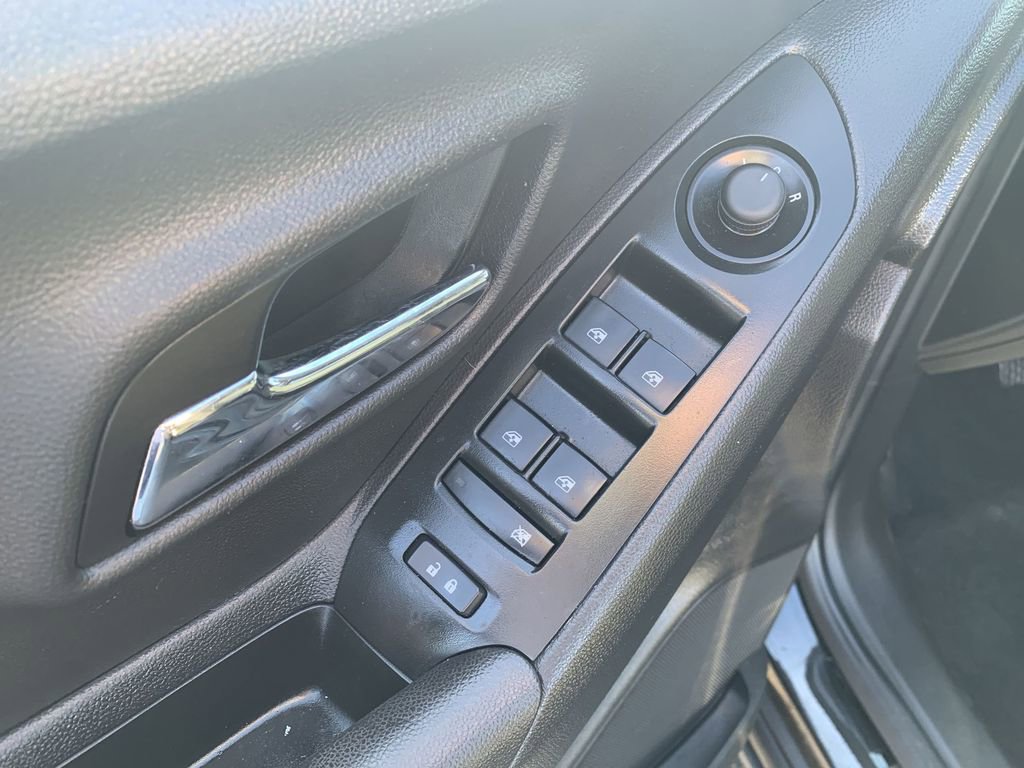 Used 2020 Chevrolet Trax LS w/ Tint and Cruise Package image 15