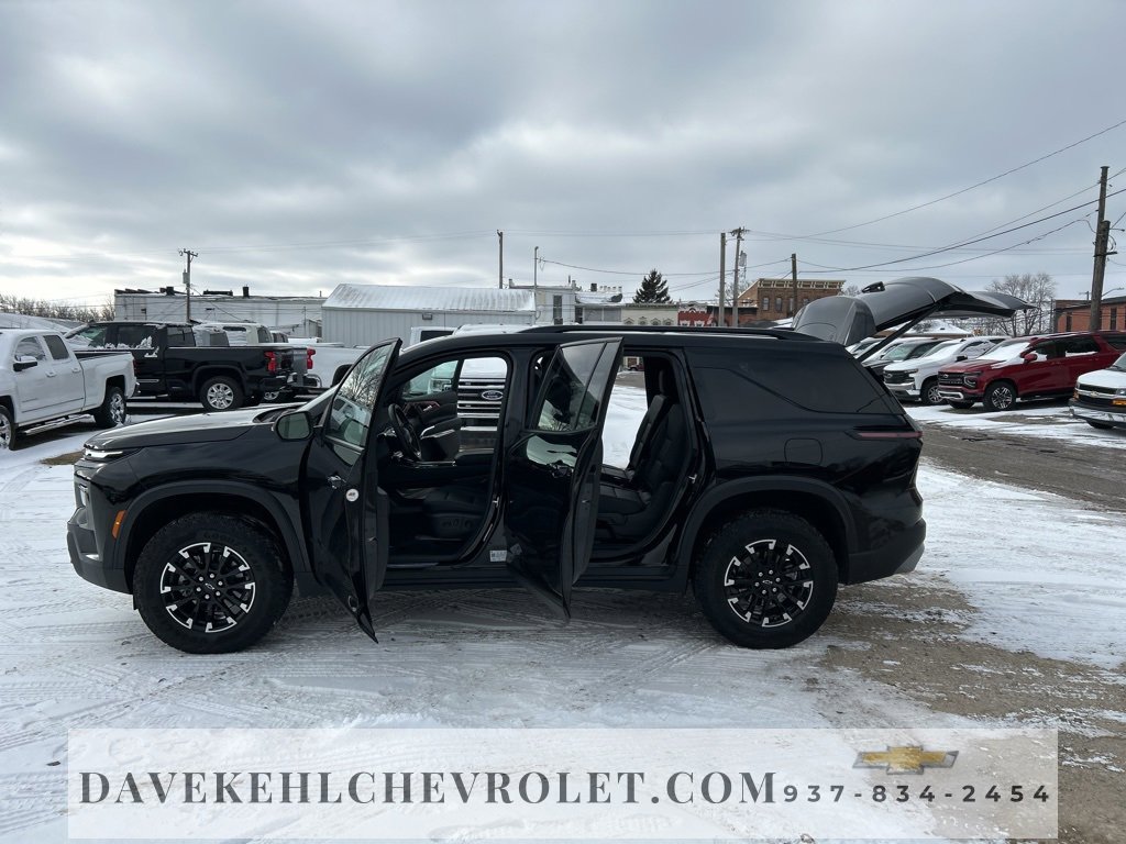 Used 2025 Chevrolet Traverse Z71 w/ Driver Confidence Package image 26