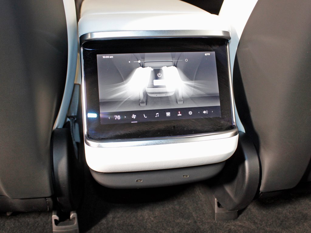 Used 2022 Tesla Model S Plaid image 34