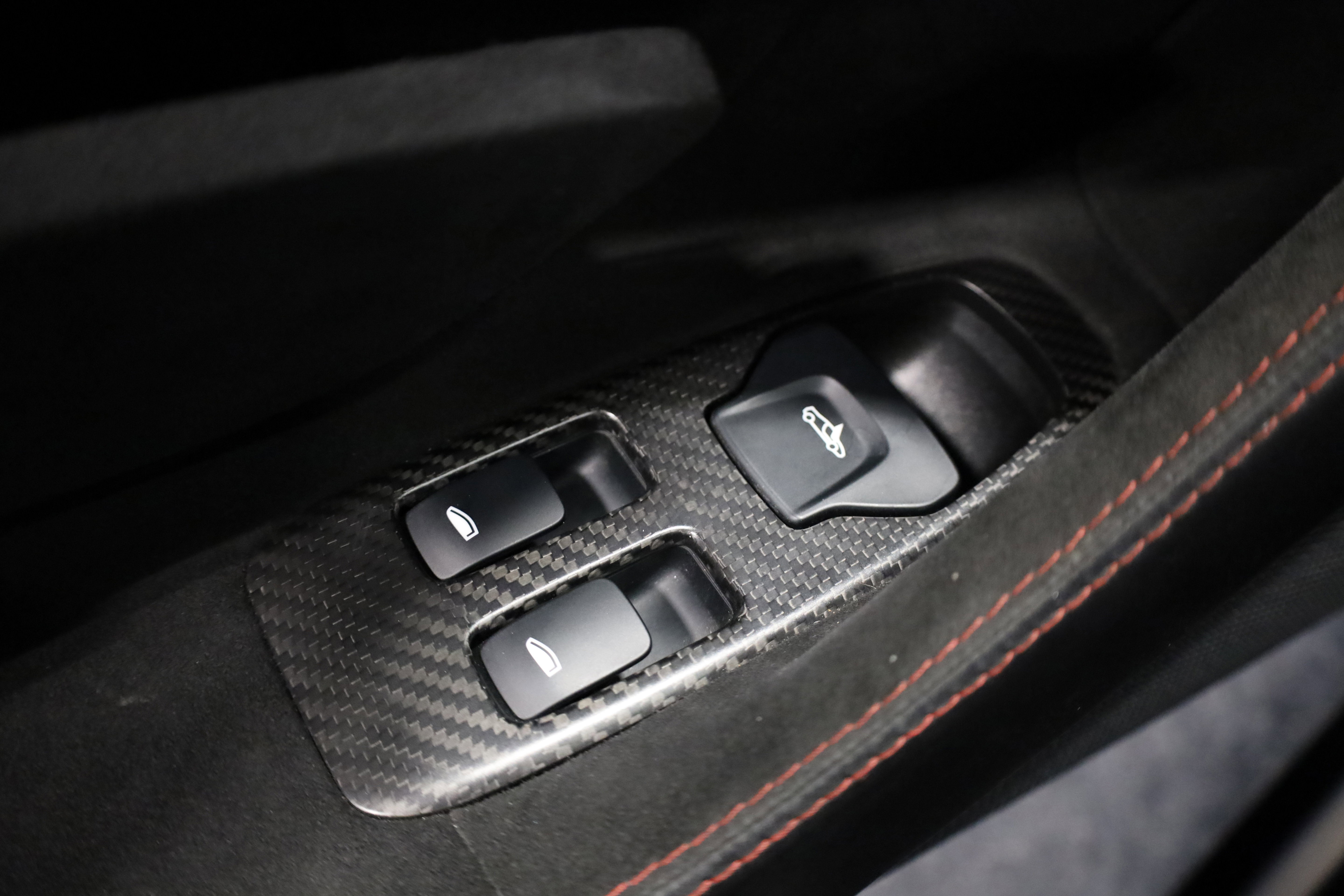 Used 2017 McLaren 570S Coupe image 11