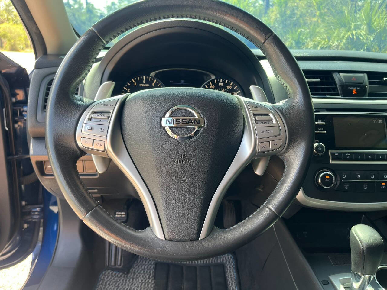 Used 2017 Nissan Altima 3.5 SR image 14