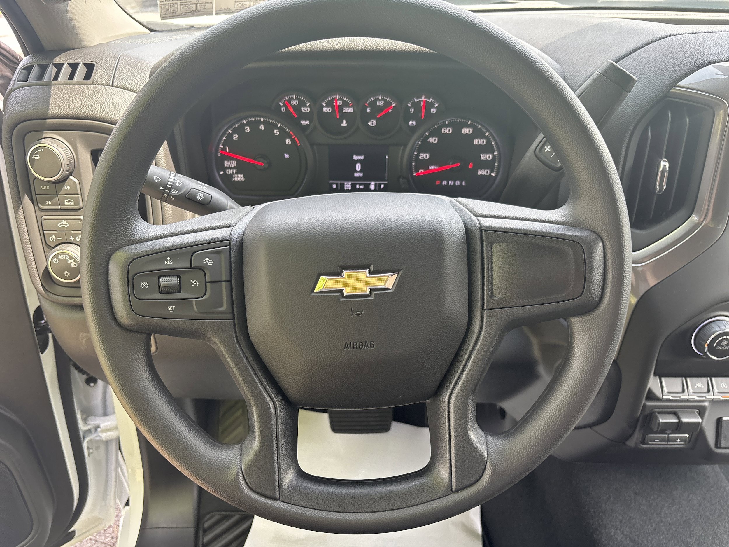 New 2026 Chevrolet Silverado 1500 Custom AWD/4WD video 2