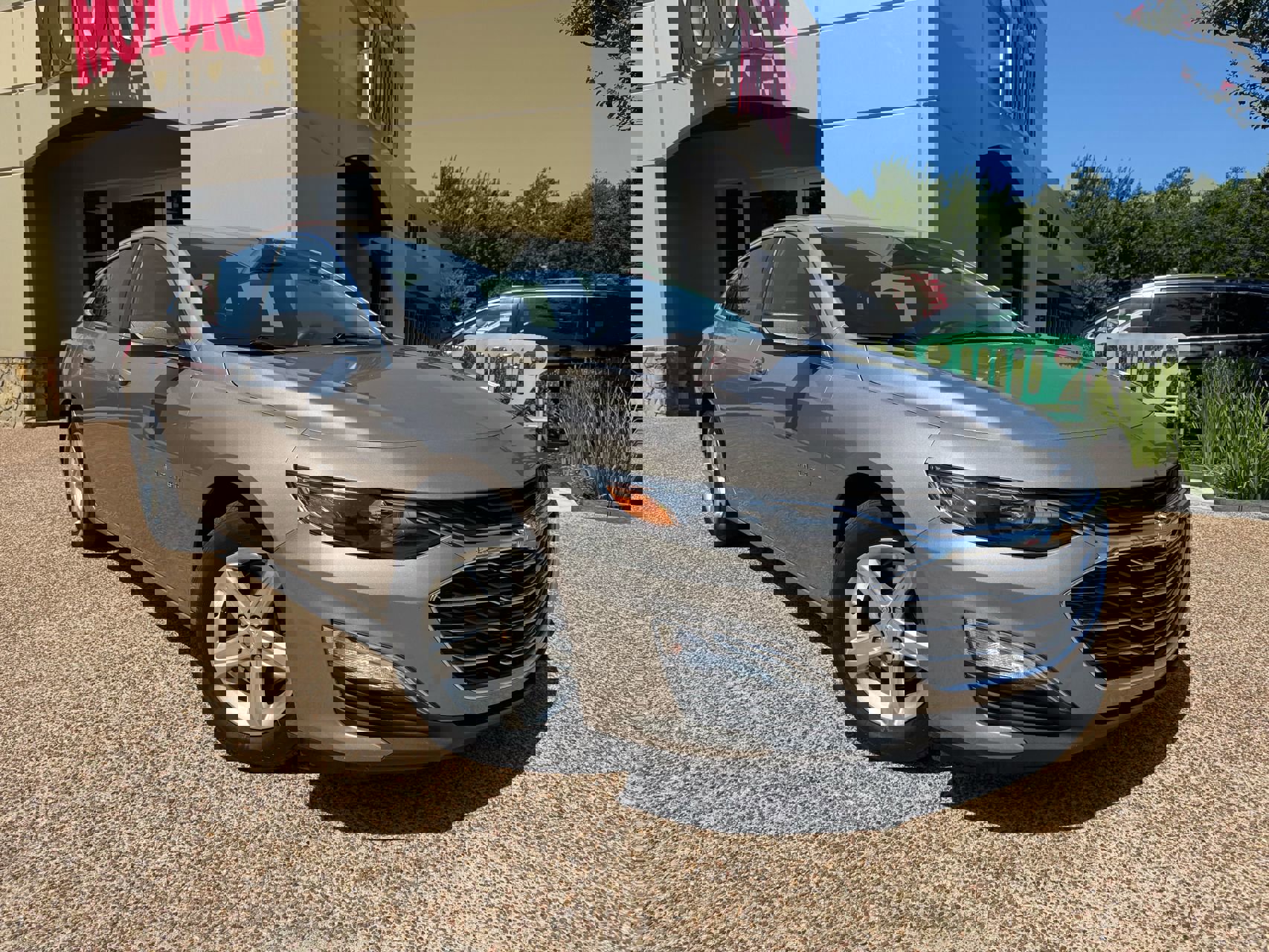 Used 2022 Chevrolet Malibu LS FWD image 1