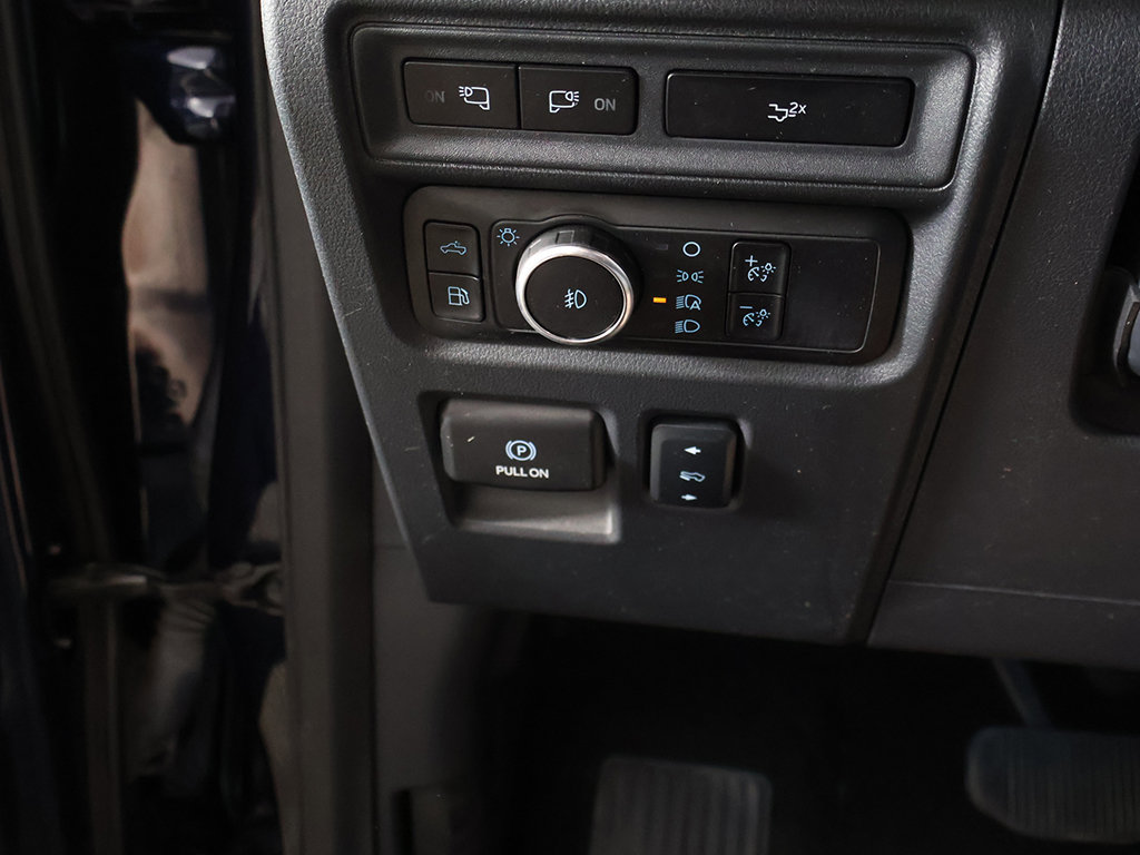 Used 2024 Ford F150 Lariat AWD/4WD image 37