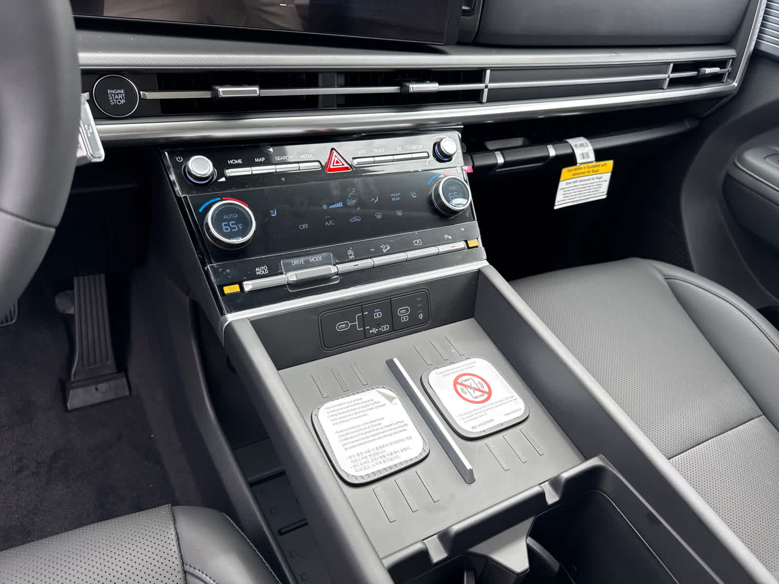 New 2026 Hyundai Santa Fe SEL w/ Tow & Go Package FWD image 18