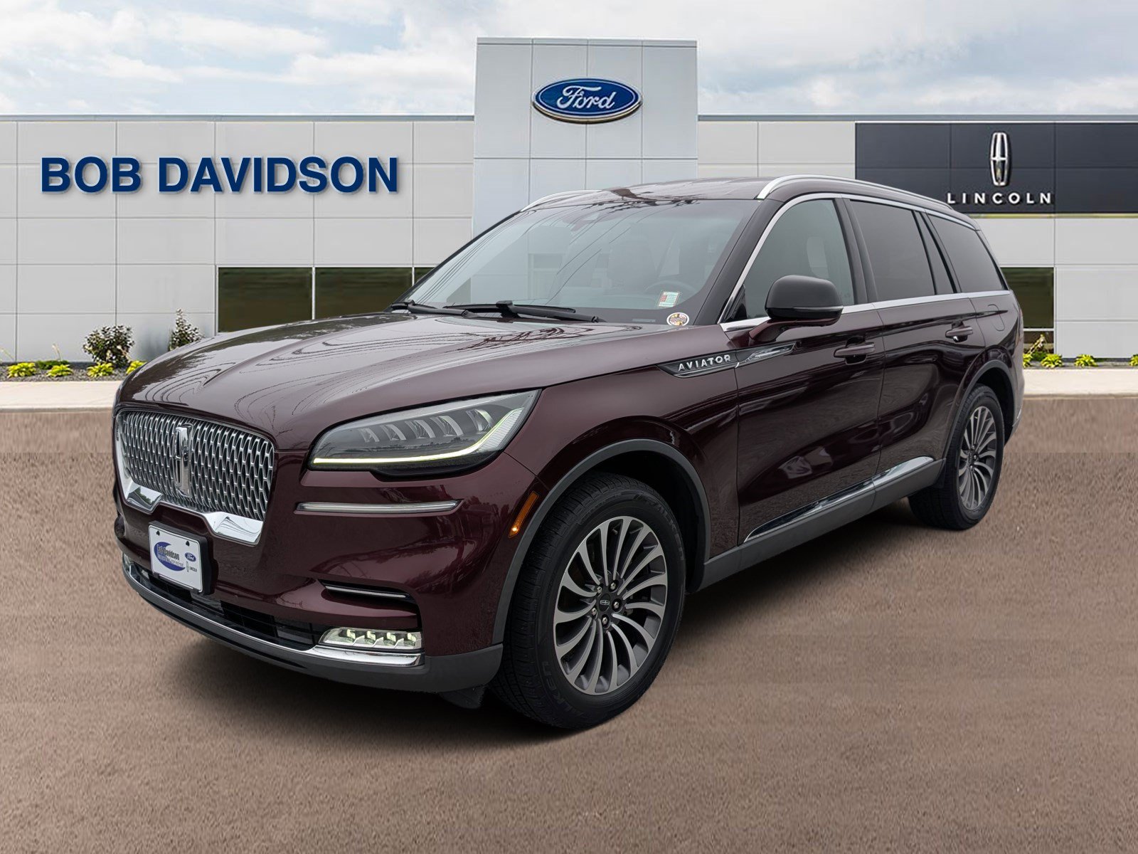 Certified 2020 Lincoln Aviator Reserve w/ Elements Package Plus AWD/4WD image 1