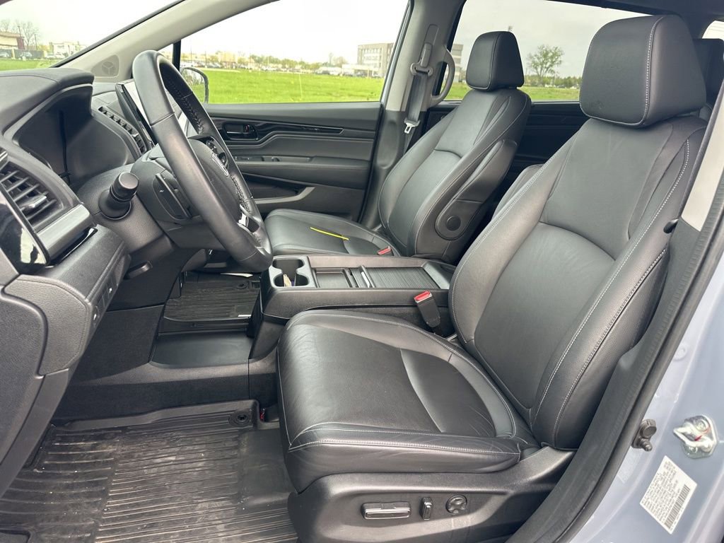 Used 2023 Honda Odyssey Touring image 18