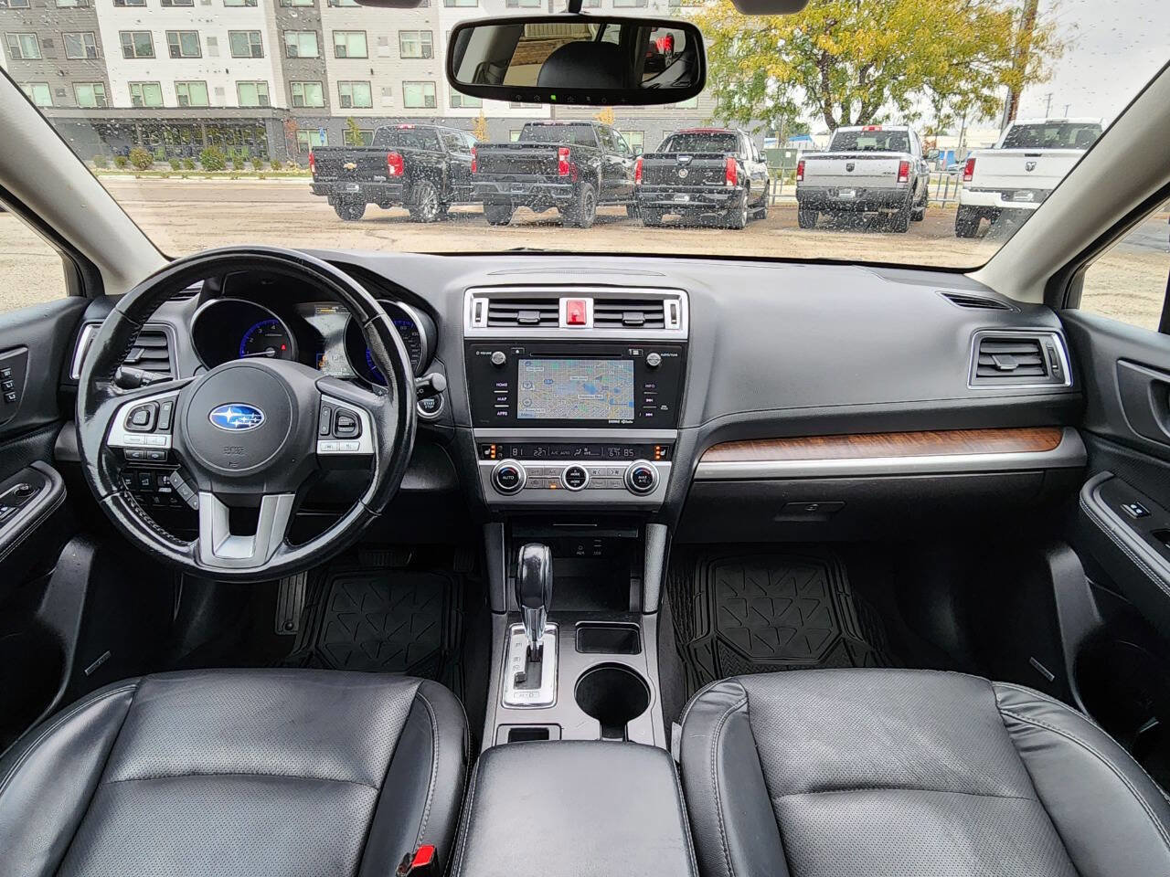 Used 2016 Subaru Outback 2.5i Limited AWD/4WD image 2